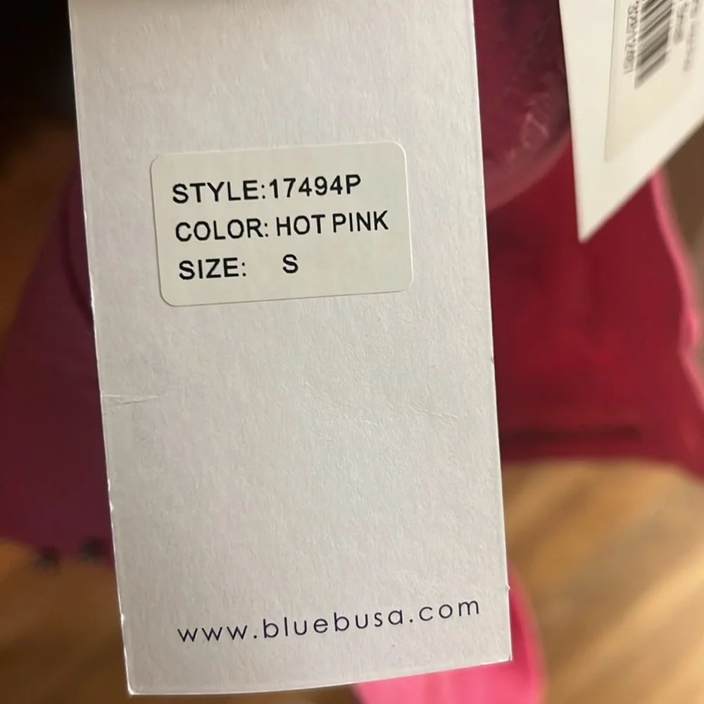 Pink rhinestone denim shorts - Picture 4 of 4